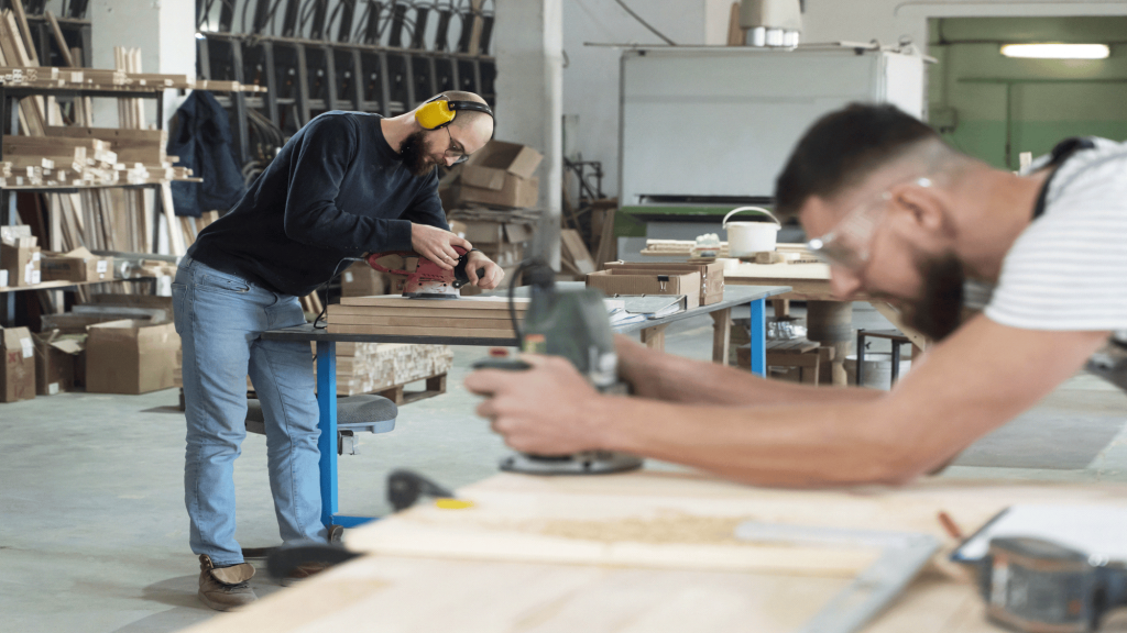 Découvrez l'Artisanat Authentique : Une Plongée dans notre Atelier de Fabrication